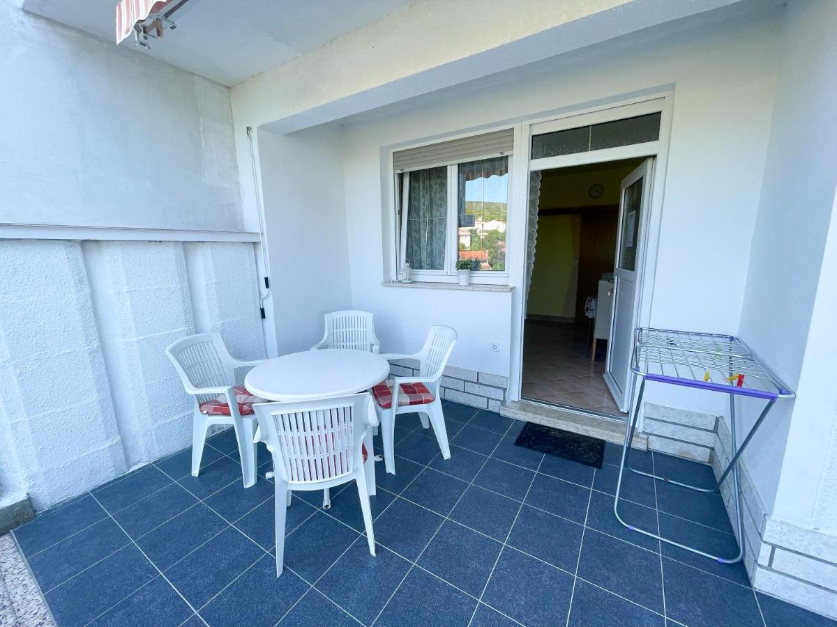 Apartmani Combaj Jadranovo Exteriér fotografie