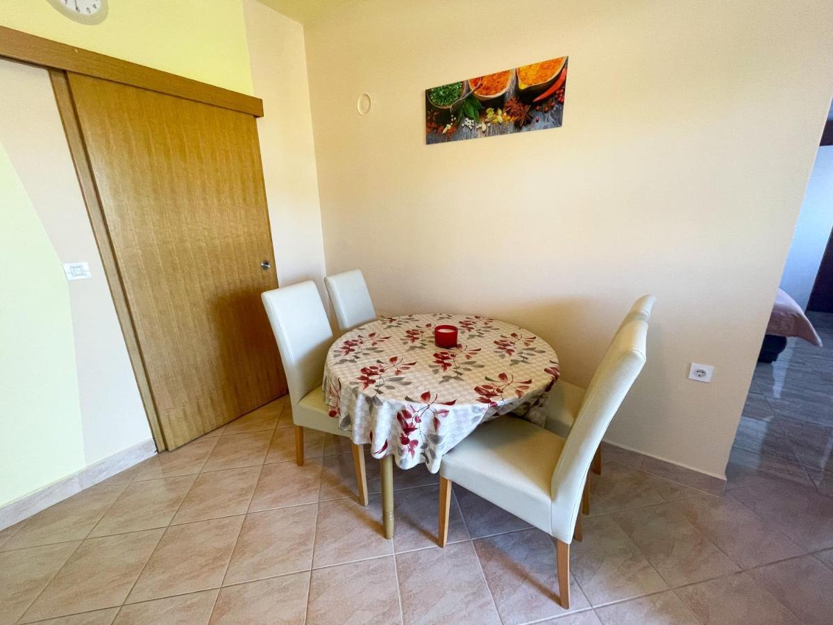 Apartmani Combaj Jadranovo Exteriér fotografie